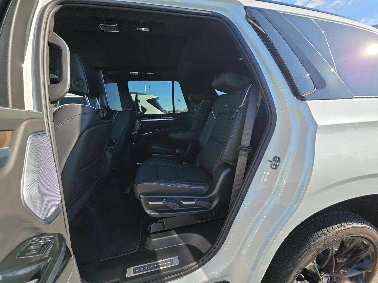 2025 Cadillac Escalade Sport Platinum AWD