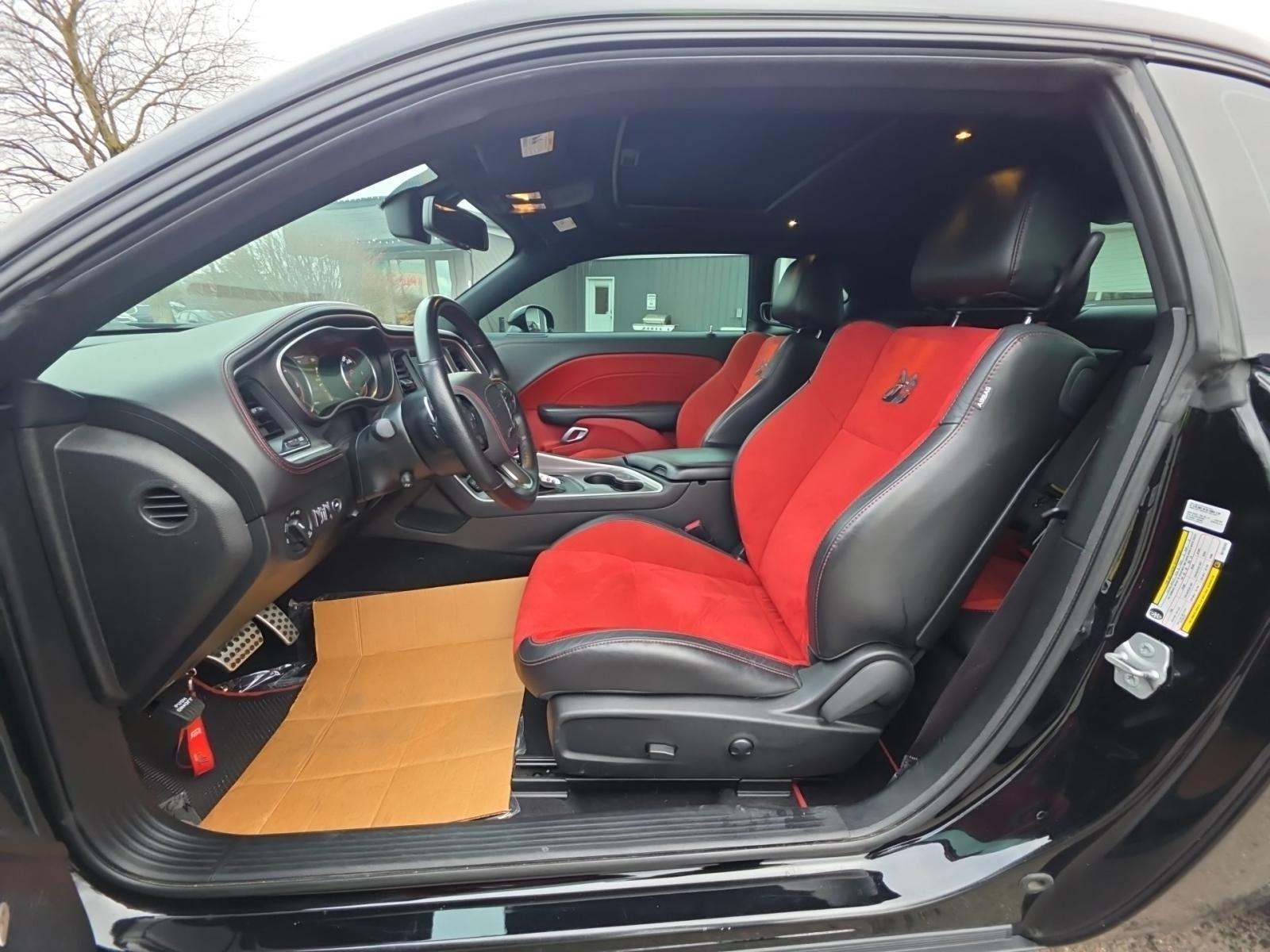 2022 Dodge Challenger R/T Scat Pack RWD