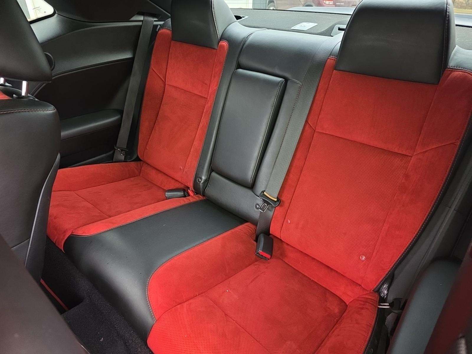 2022 Dodge Challenger R/T Scat Pack RWD