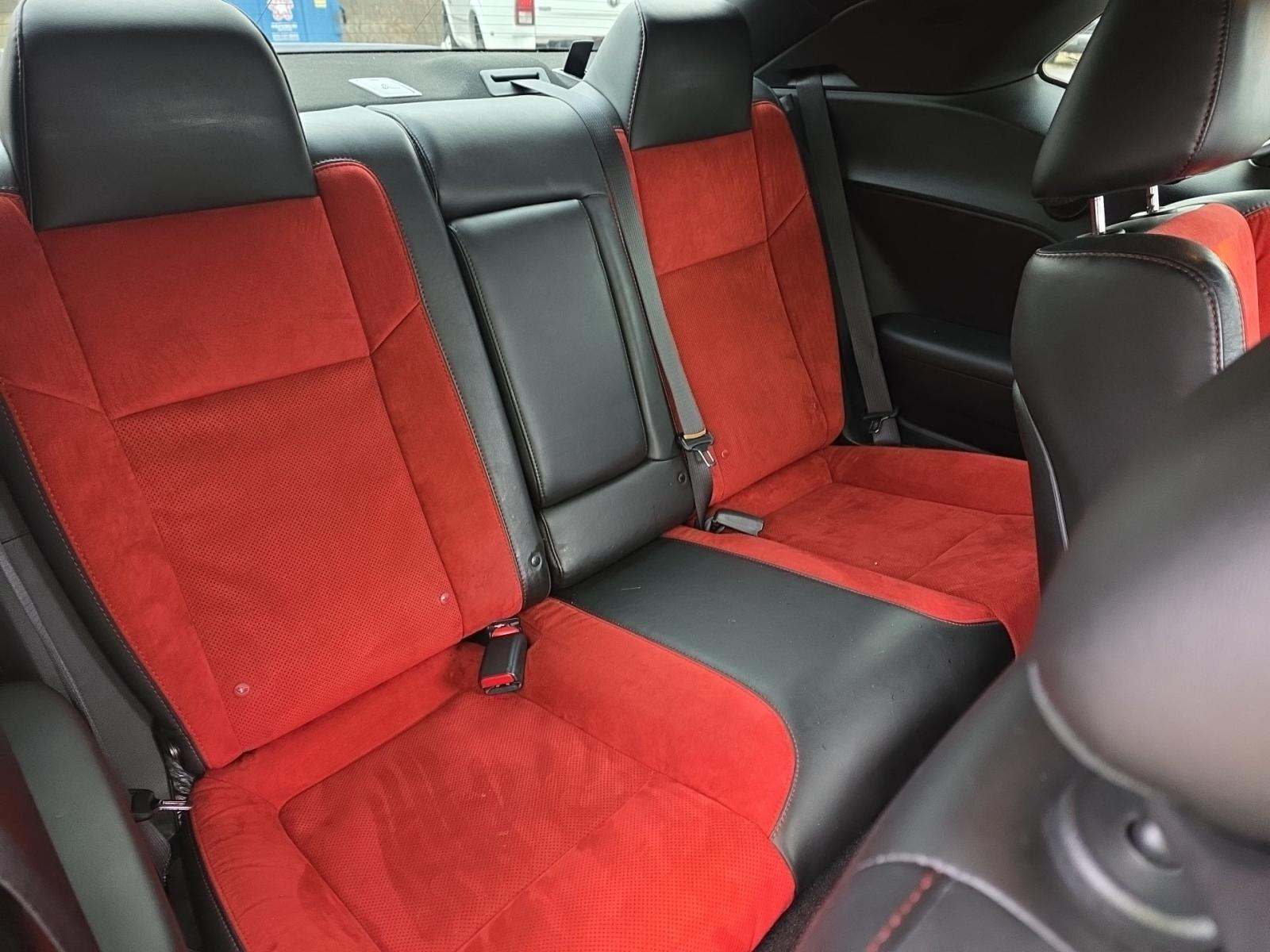 2022 Dodge Challenger R/T Scat Pack RWD