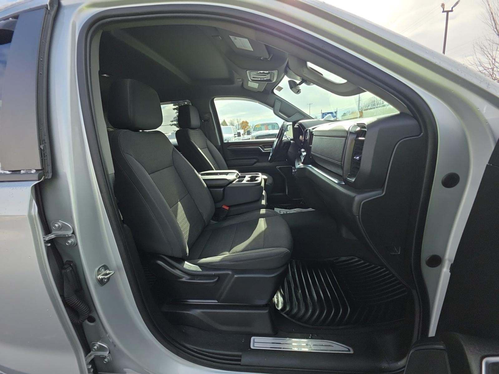 2022 Chevrolet Silverado 1500 LT AWD