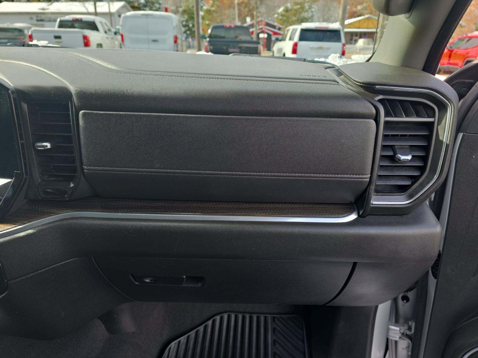 2022 Chevrolet Silverado 1500 LT AWD