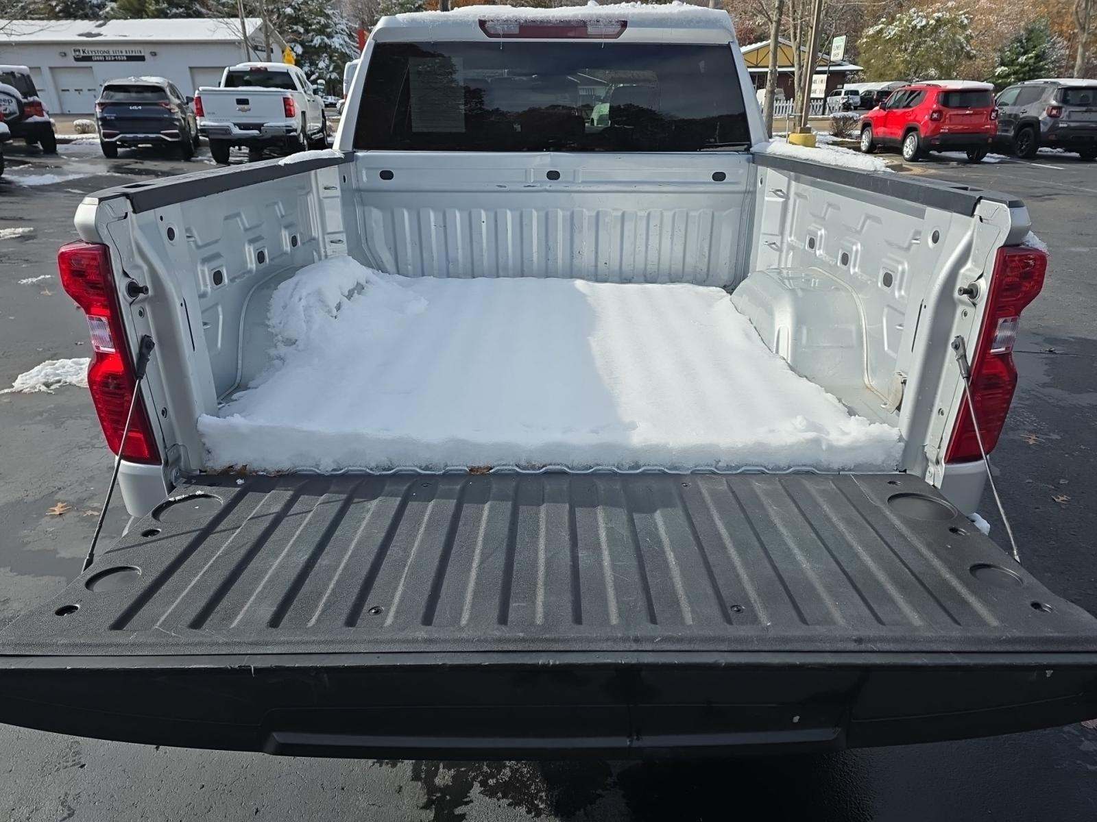 2022 Chevrolet Silverado 1500 LT AWD