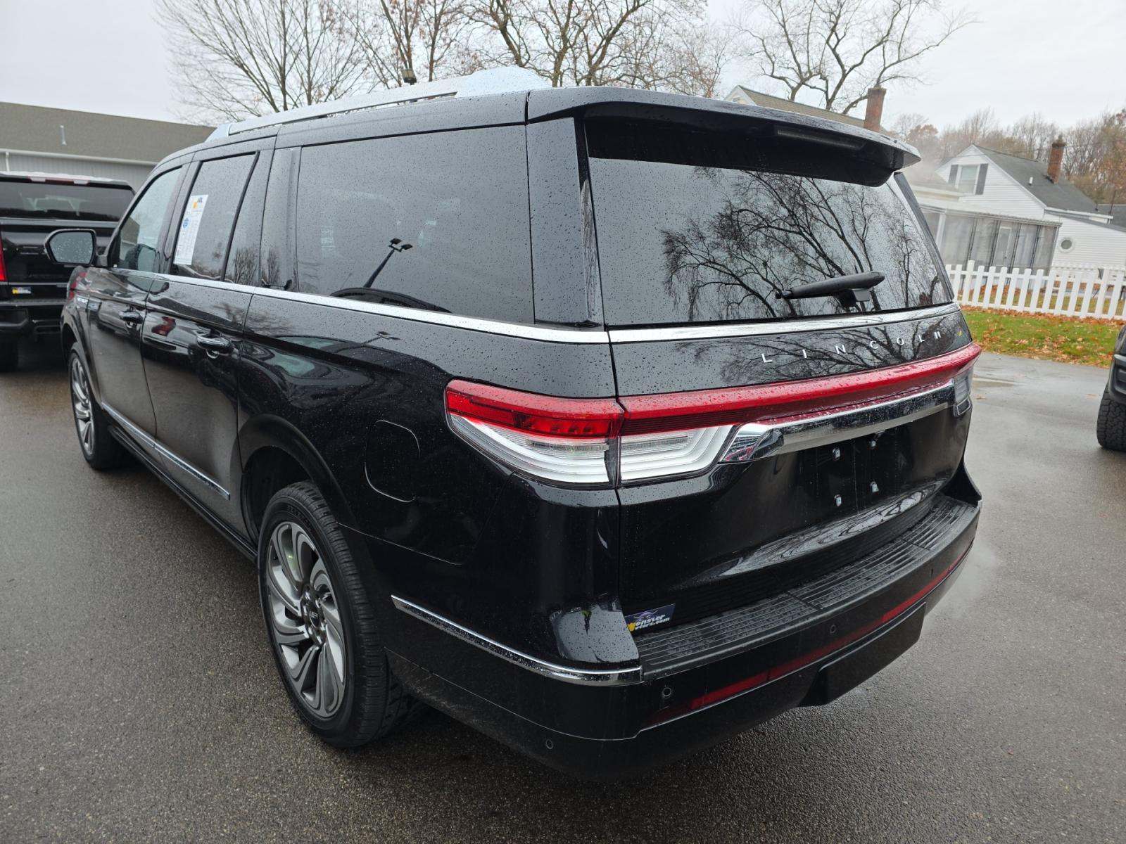 2023 Lincoln Navigator L Reserve AWD