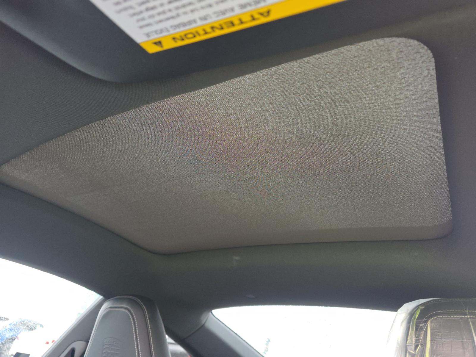 2025 Porsche 911 Carrera RWD