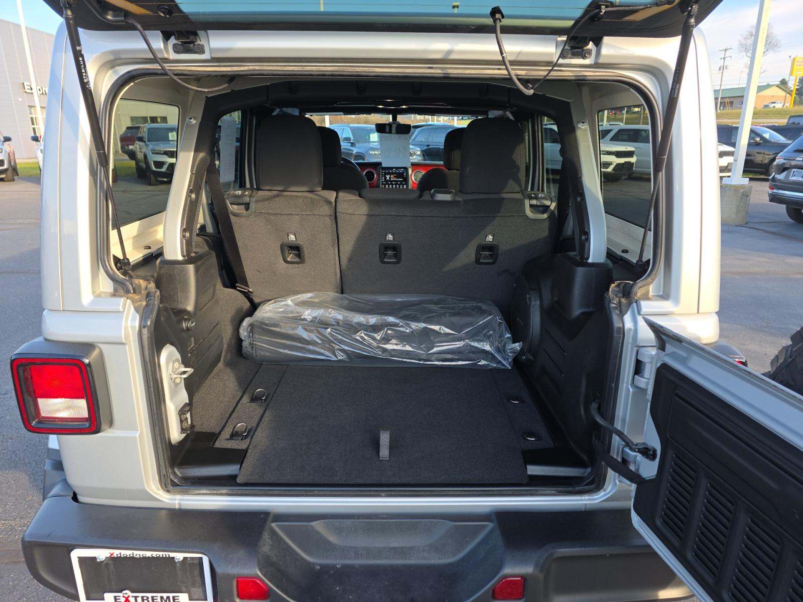 2023 Jeep Wrangler Rubicon AWD