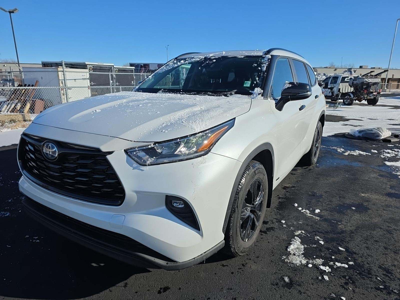 2024 Toyota Highlander Hybrid XLE Nightshade AWD