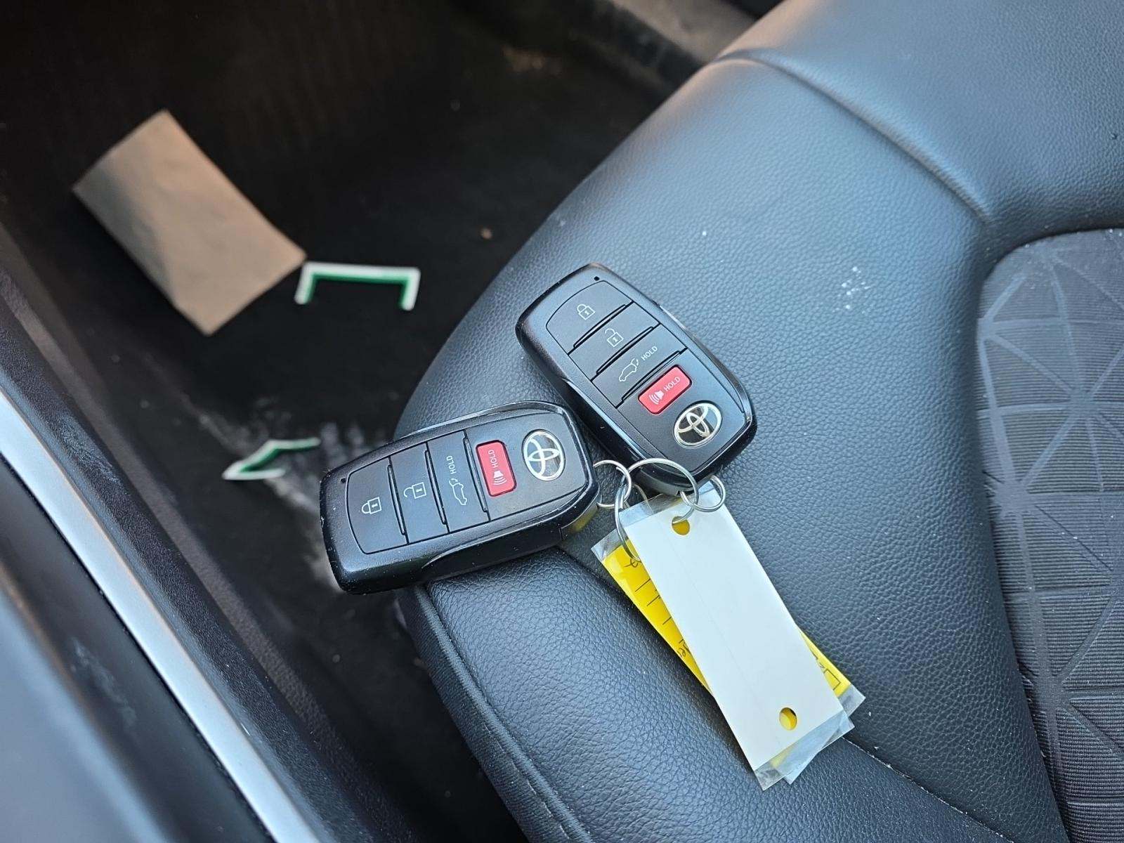 2024 Toyota Highlander Hybrid XLE Nightshade AWD