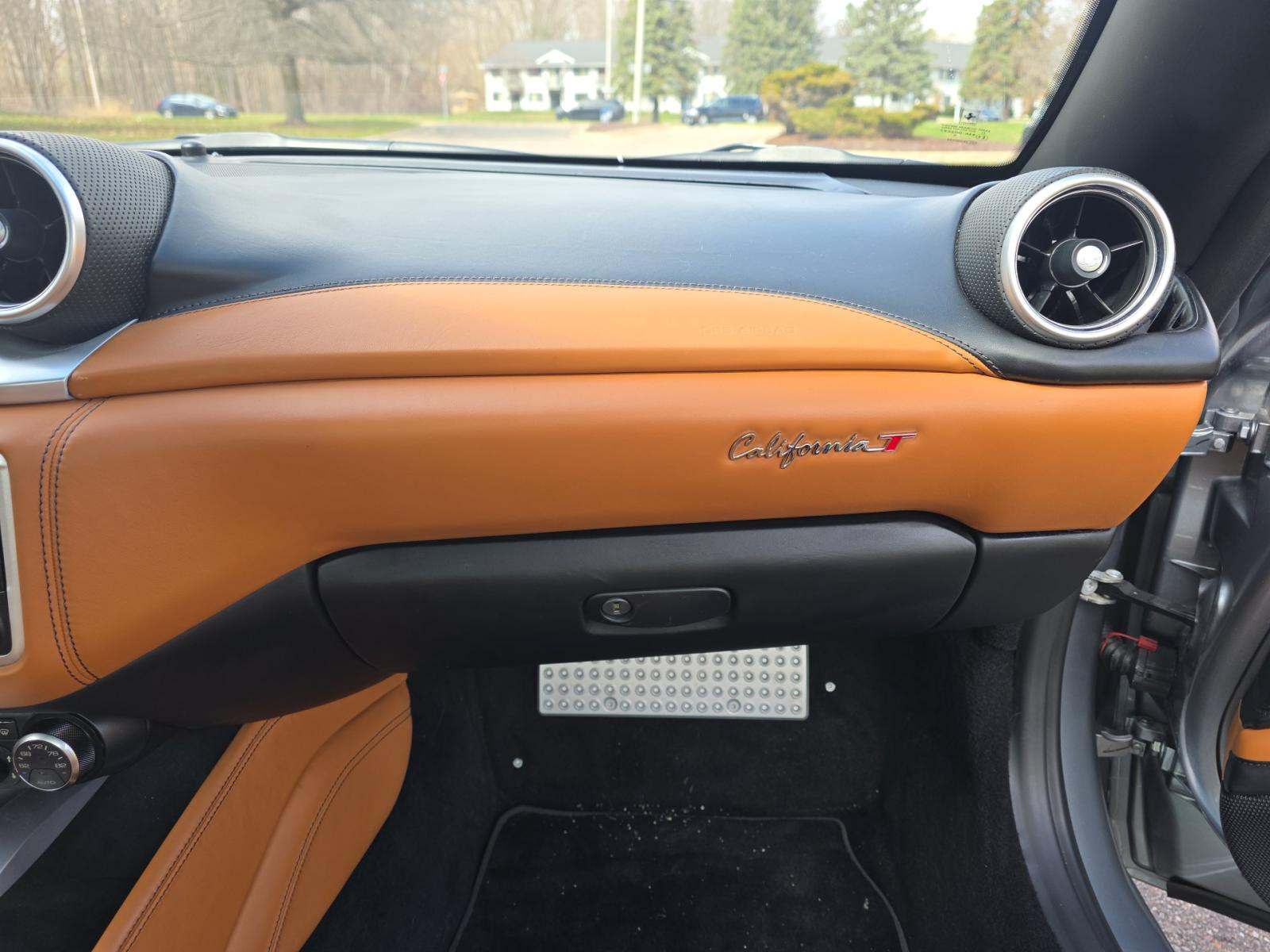 2015 Ferrari California T RWD