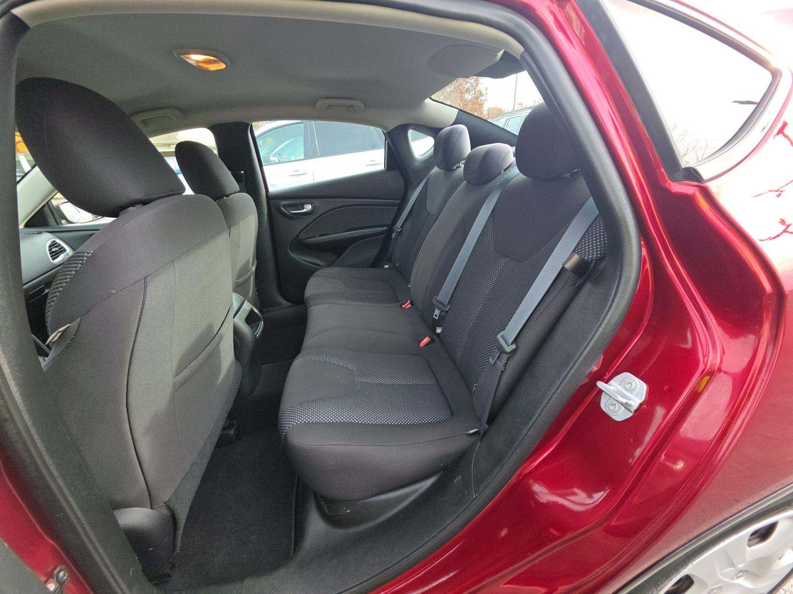 2015 Dodge Dart SE FWD