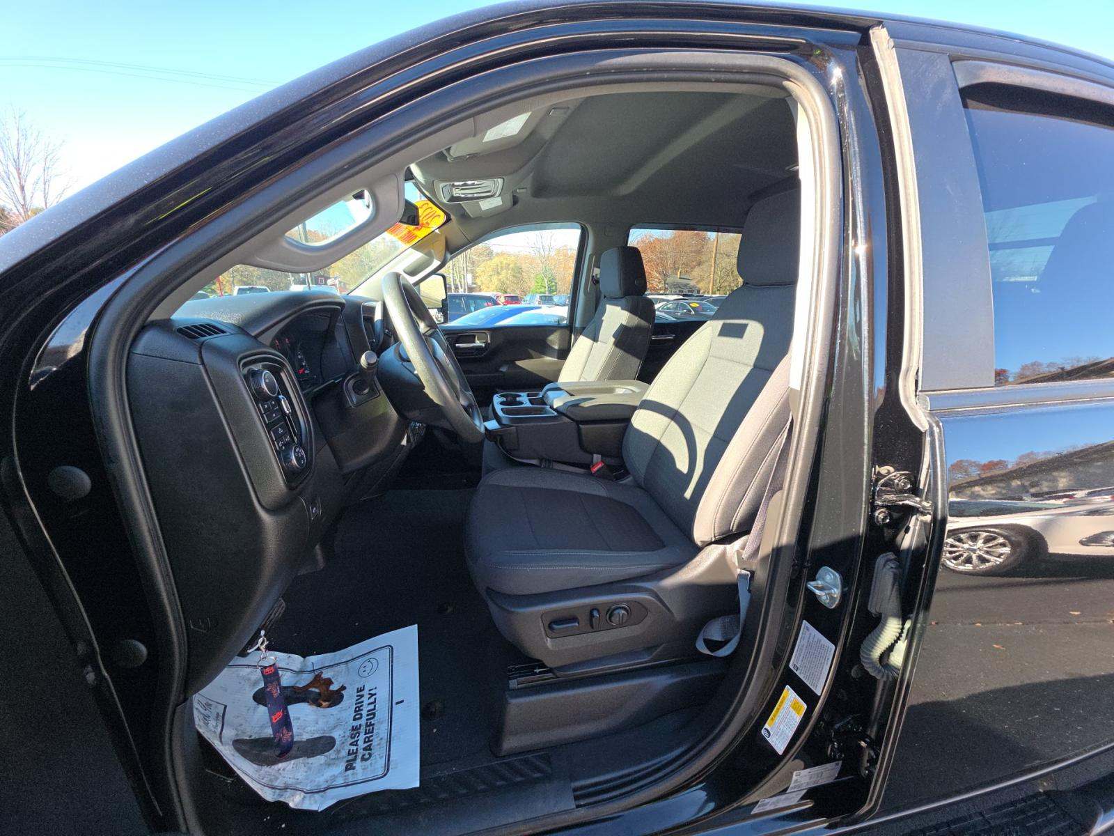 2023 Chevrolet Silverado 2500HD Custom AWD