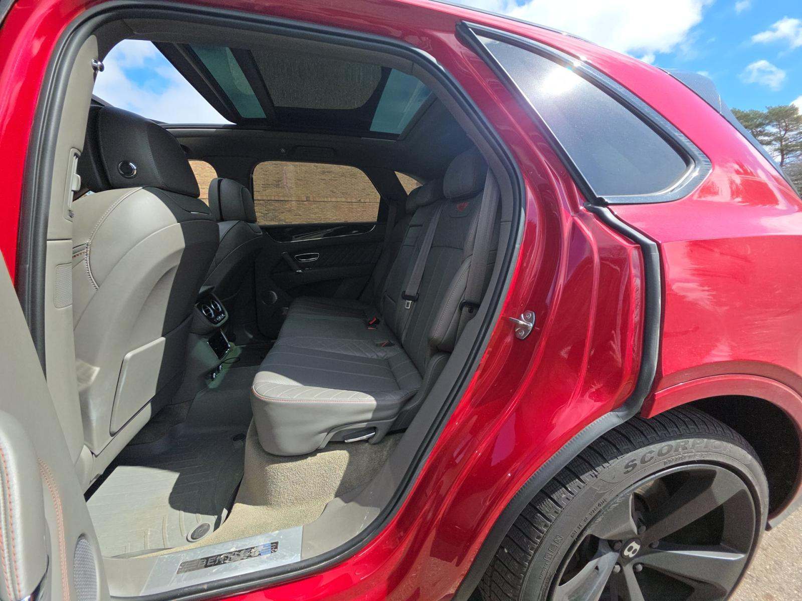 2019 Bentley Bentayga V8 AWD