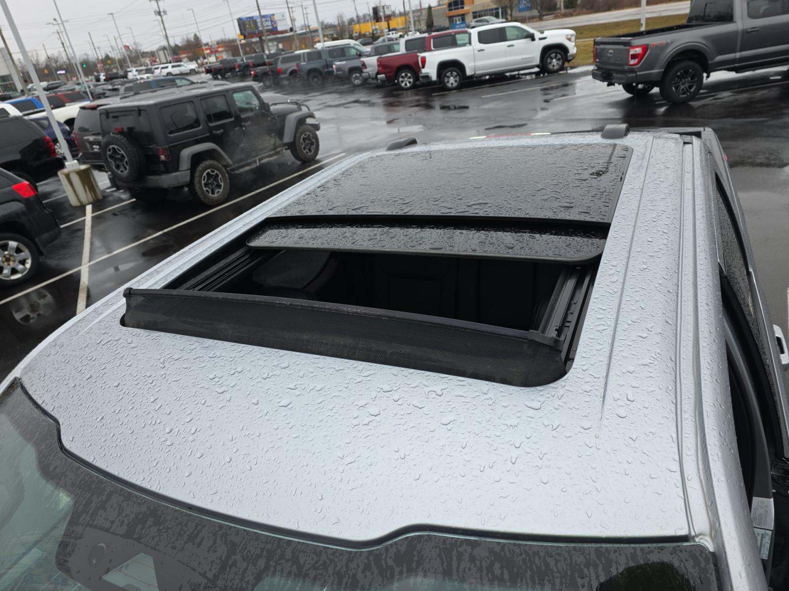 2023 Ford F-150 Lariat AWD