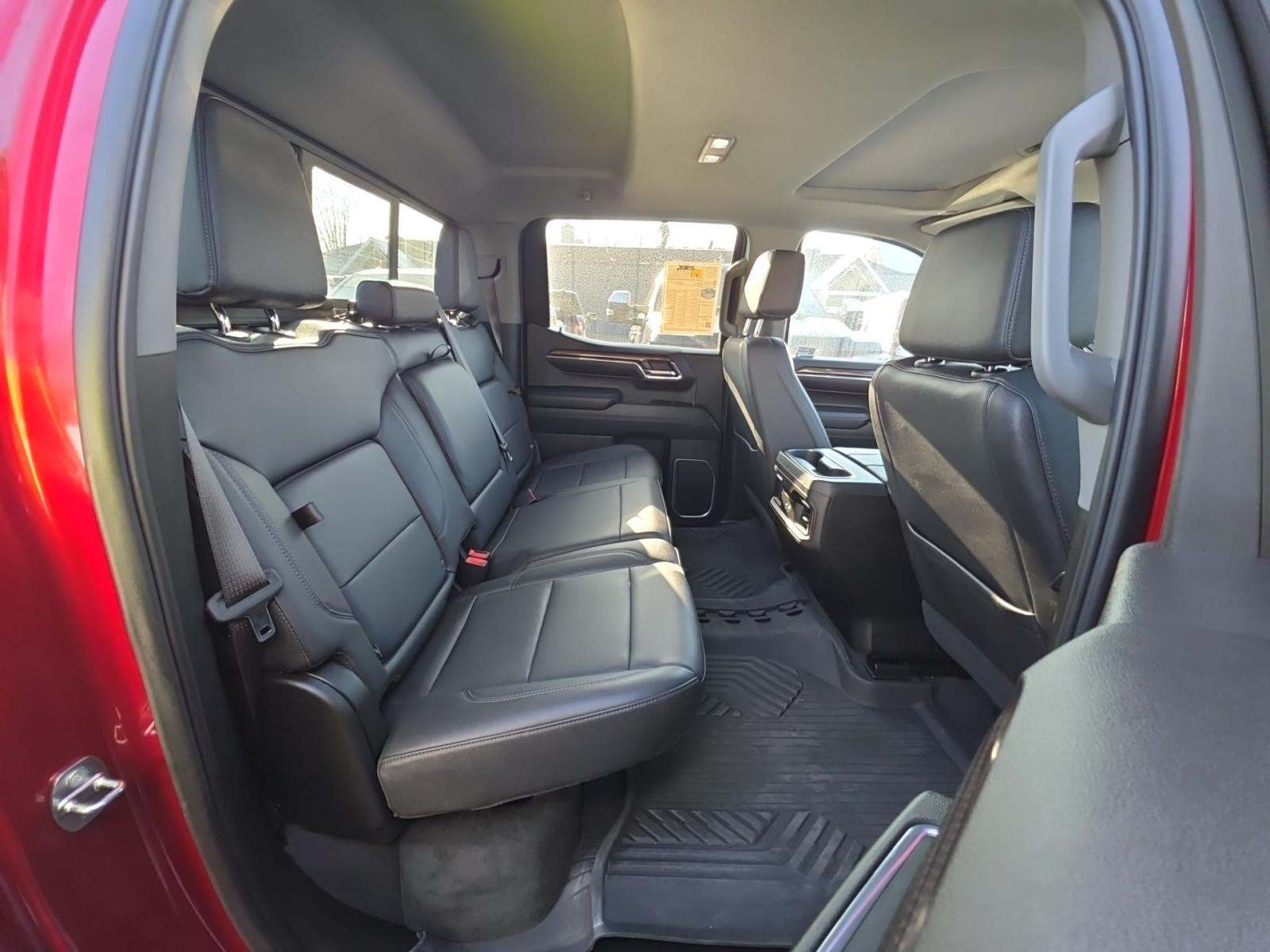 2024 Chevrolet Silverado 1500 RST AWD