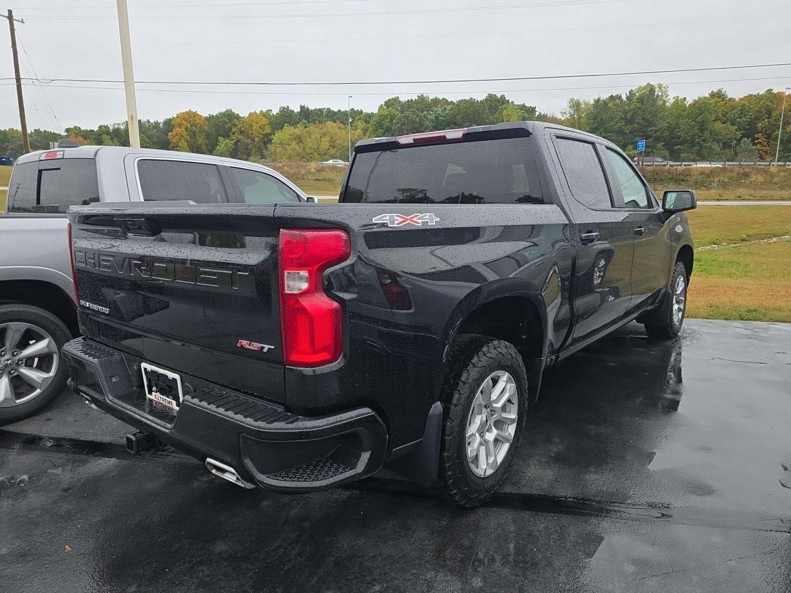 2023 Chevrolet Silverado 1500 RST AWD