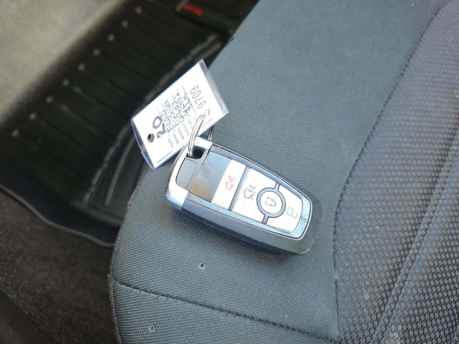 2020 Ford Fusion SE FWD