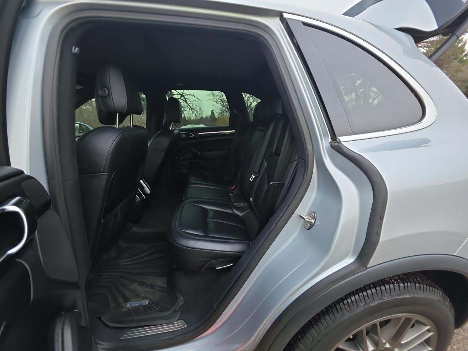 2016 Porsche Cayenne Base AWD