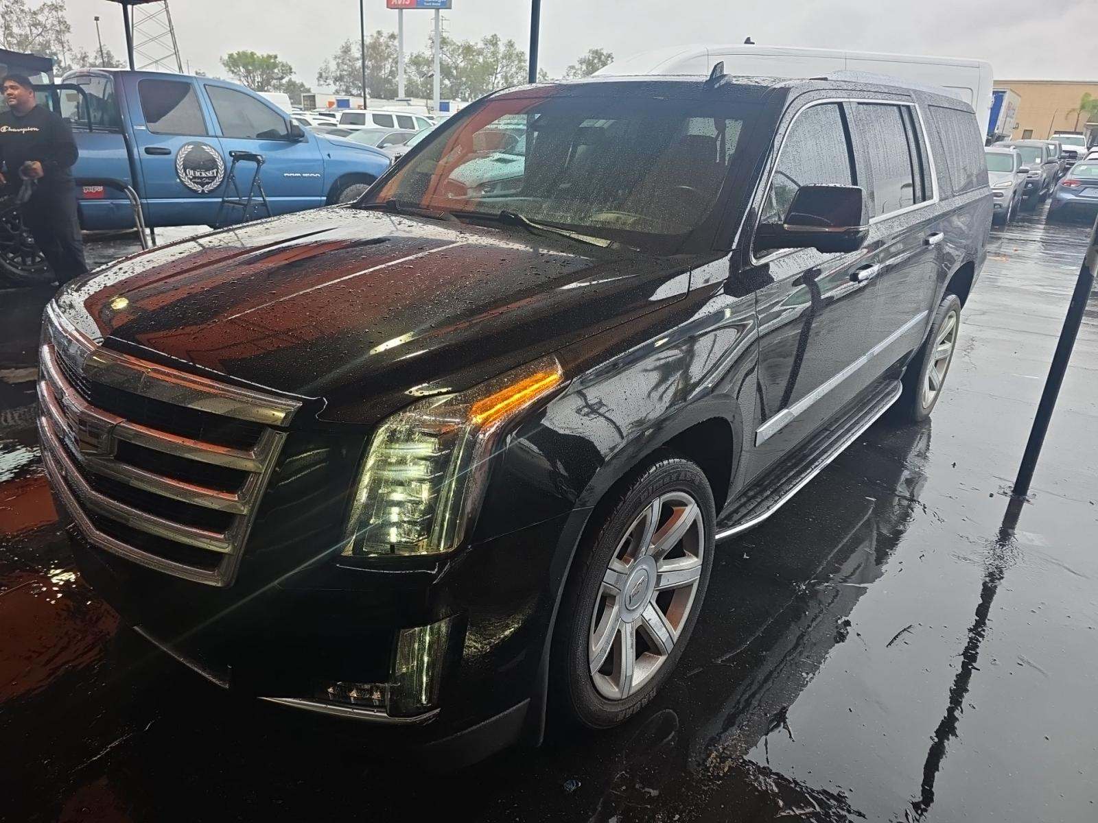 2019 Cadillac Escalade ESV Luxury AWD