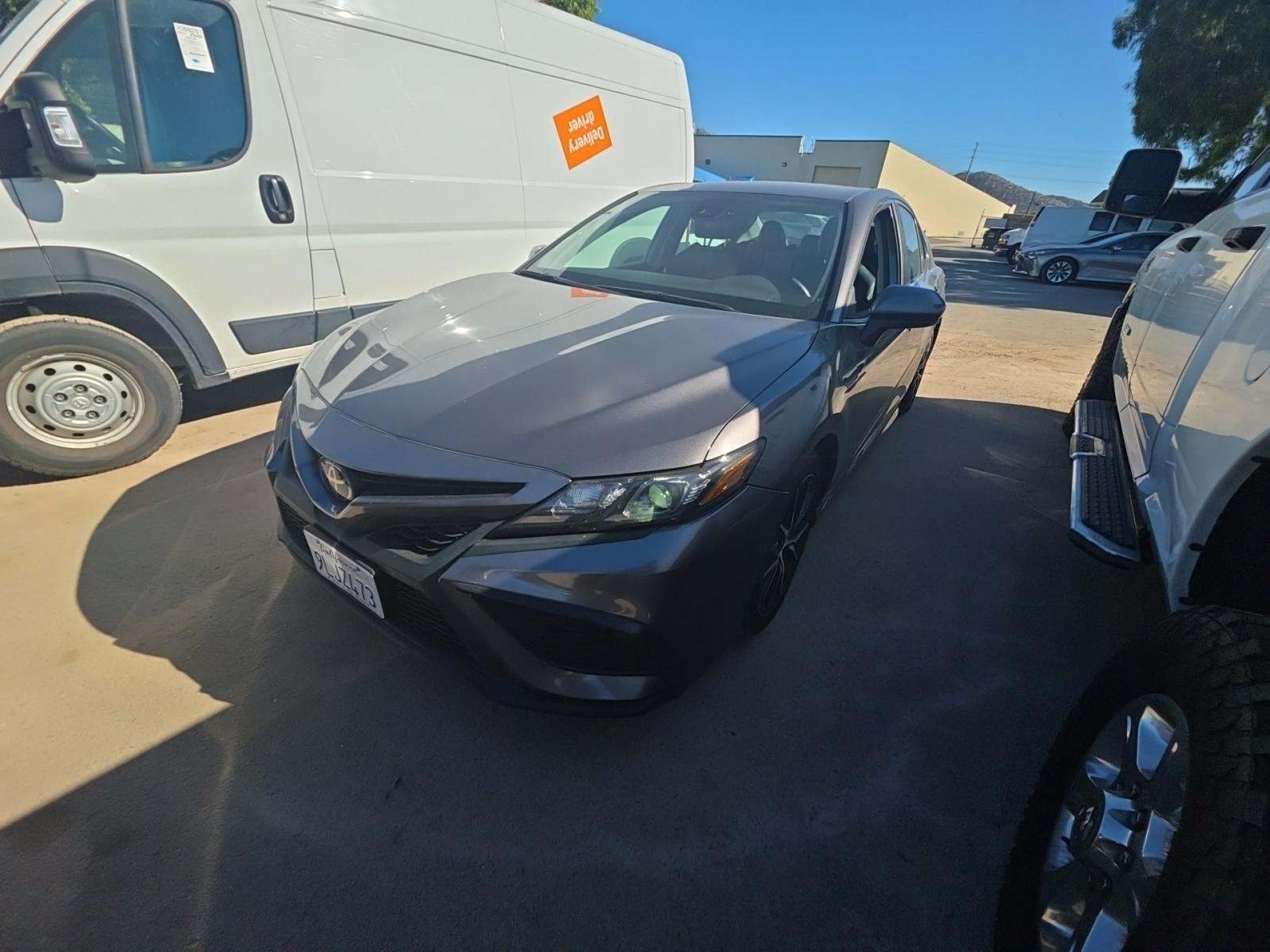 2024 Toyota Camry SE FWD