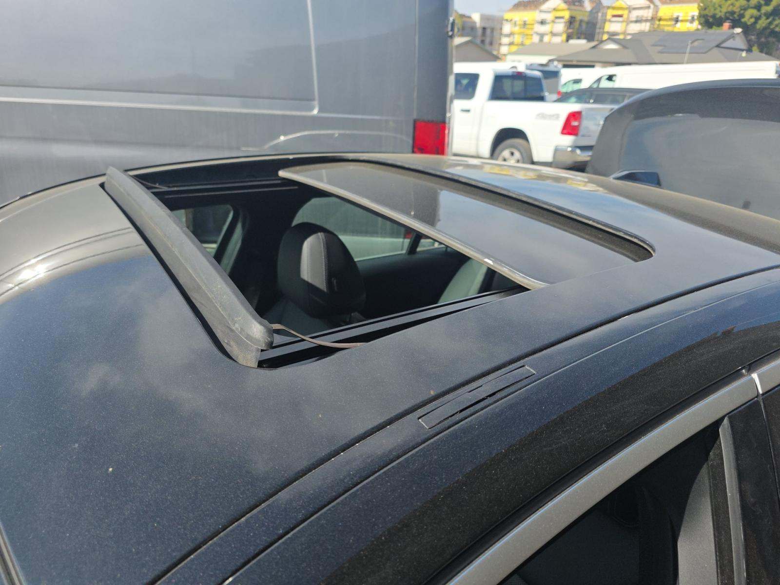 2024 BMW 3 Series 330i xDrive AWD