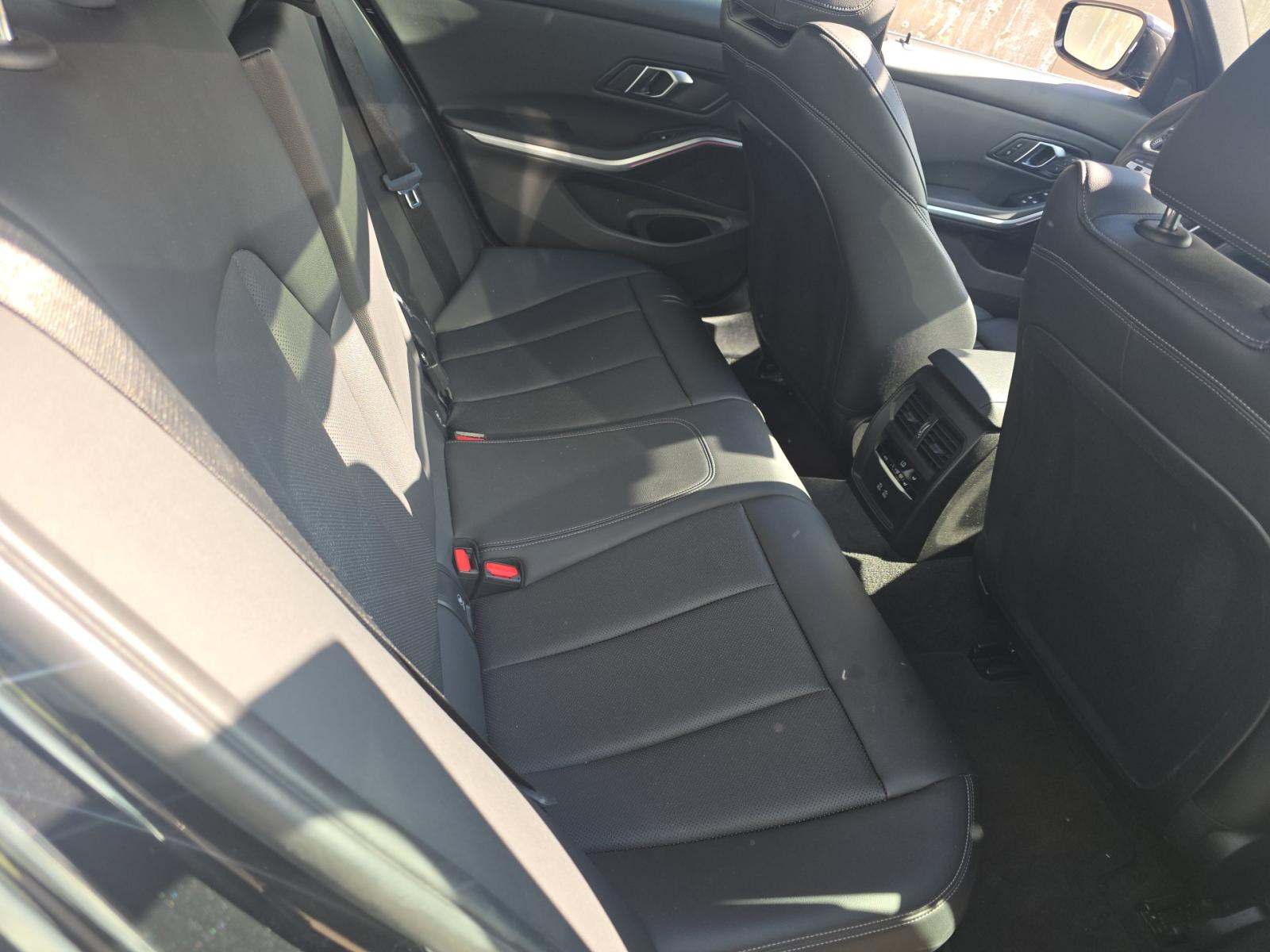 2024 BMW 3 Series 330i xDrive AWD