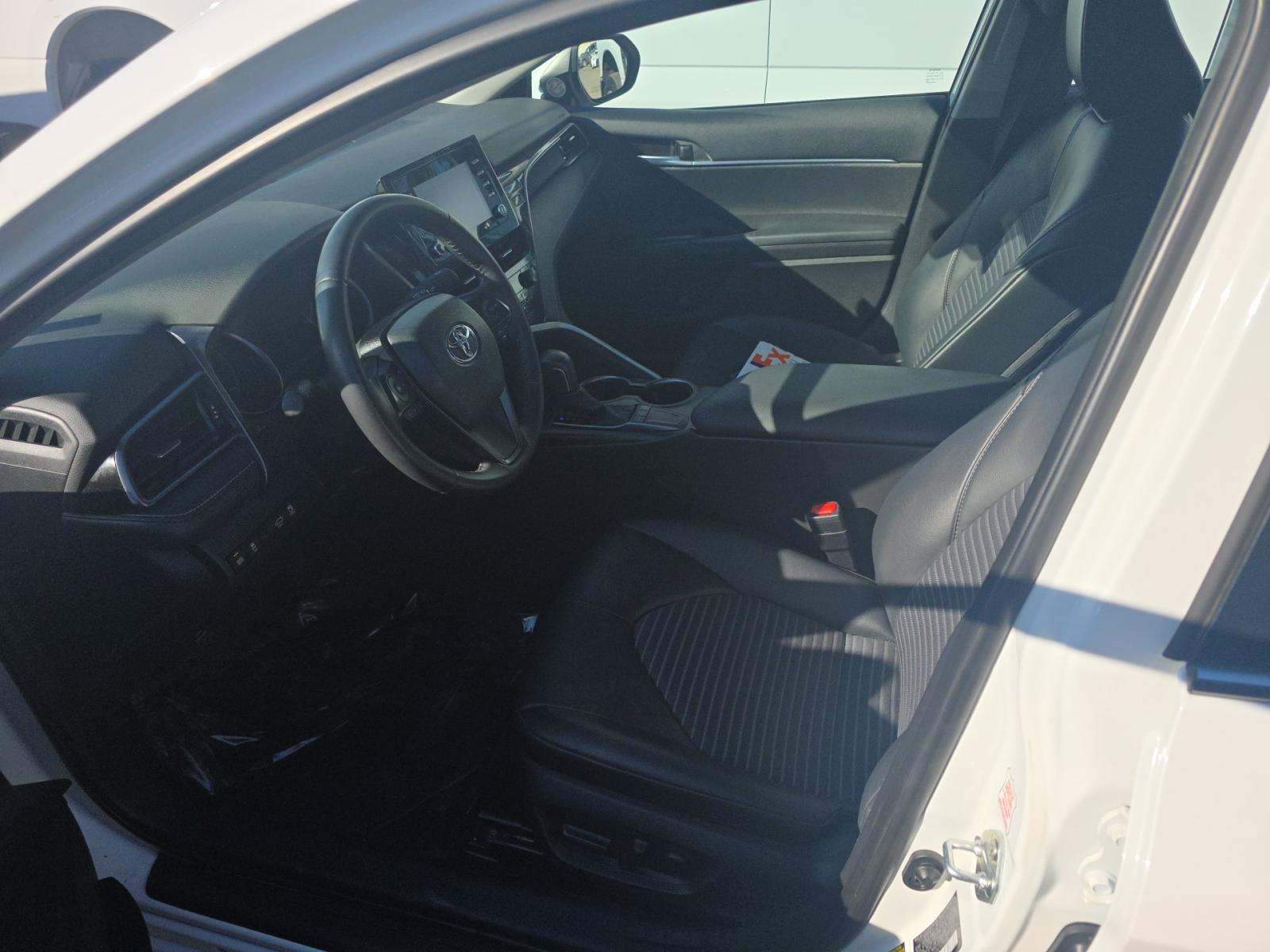 2024 Toyota Camry SE FWD