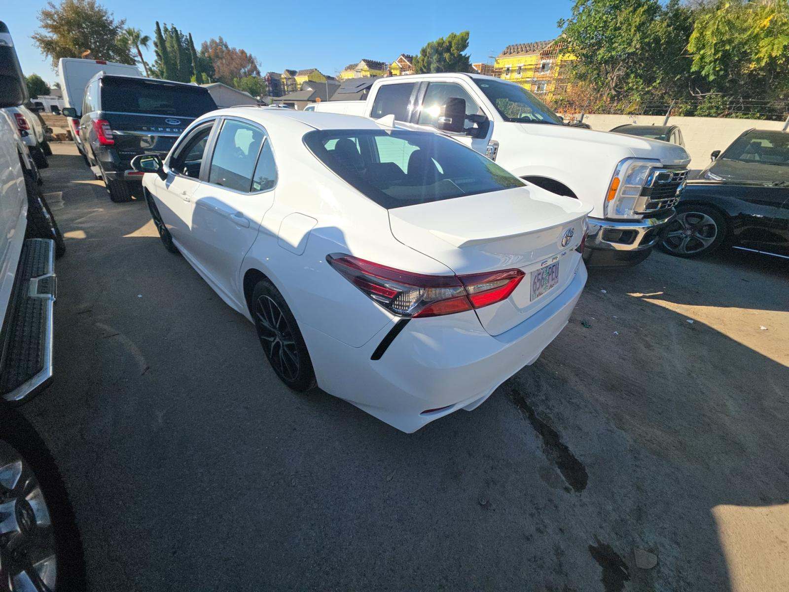 2024 Toyota Camry SE FWD