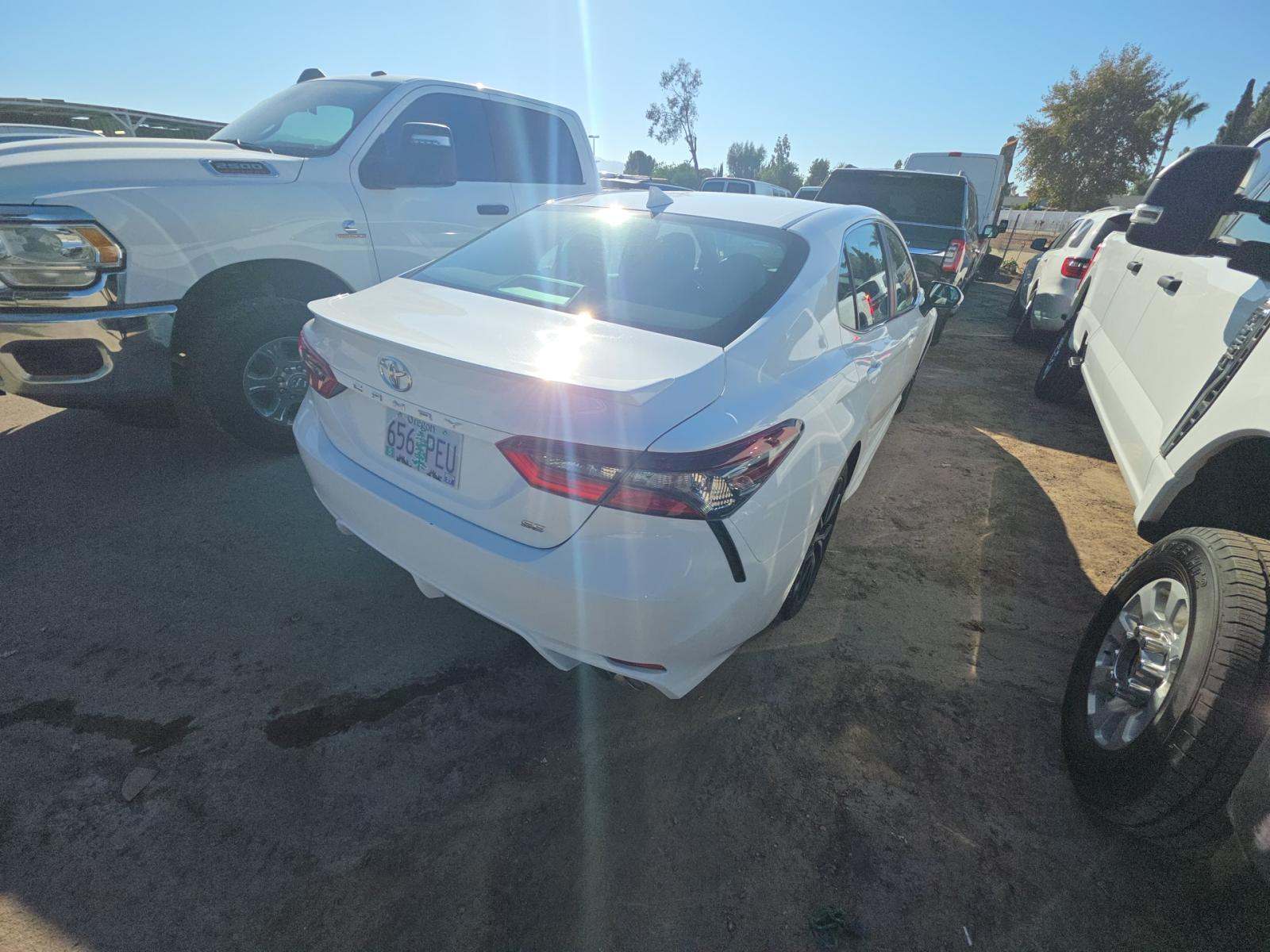 2024 Toyota Camry SE FWD