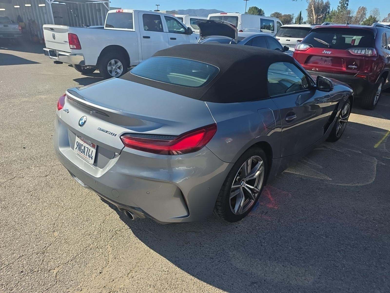 2025 BMW Z4 sDrive30i RWD