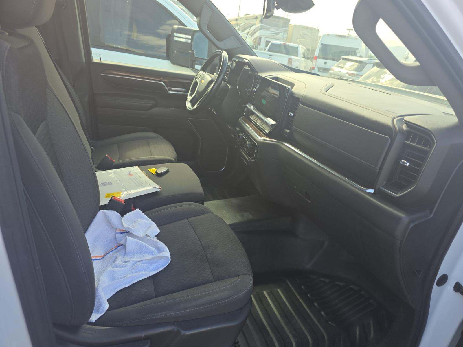 2024 Chevrolet Silverado 2500HD LT AWD