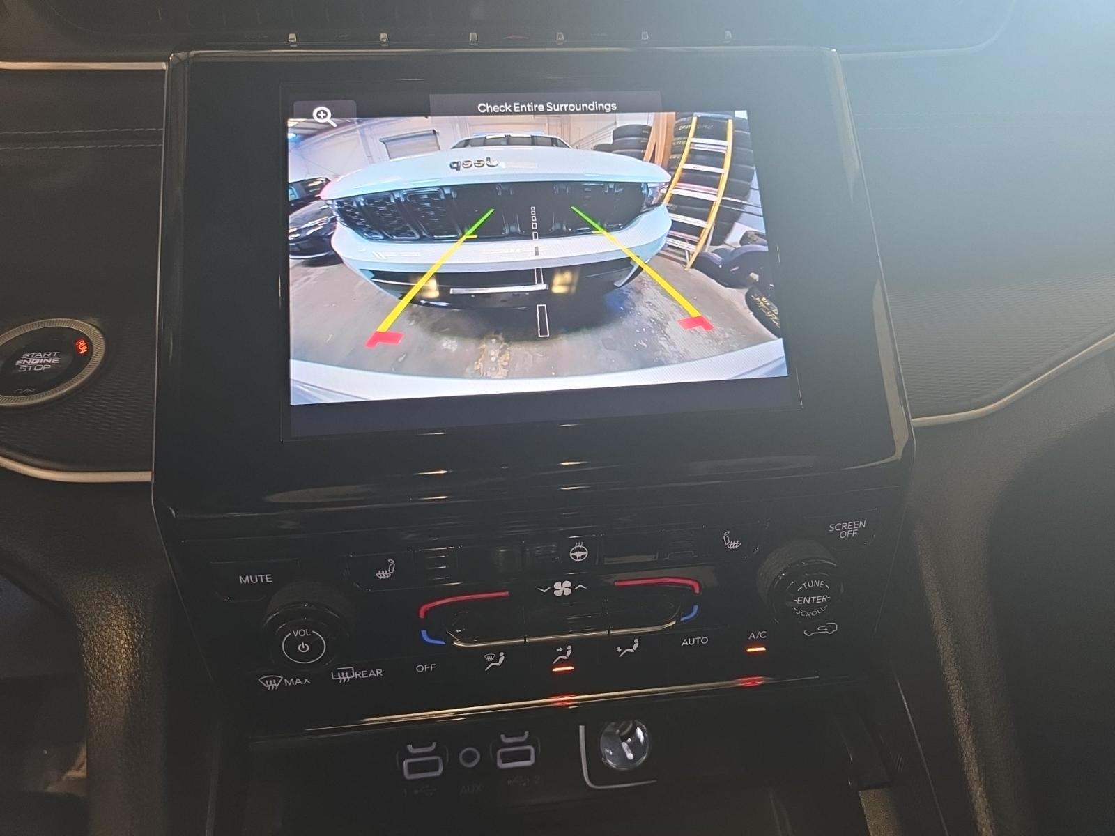 2024 Jeep Grand Cherokee Altitude AWD