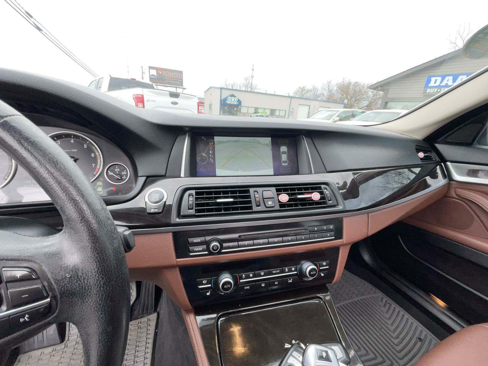 2014 BMW 5 Series 528i xDrive AWD