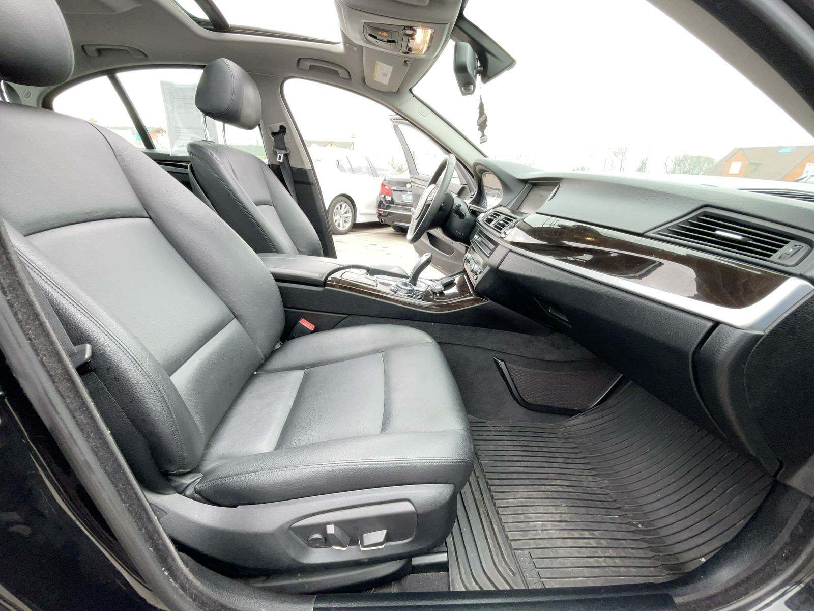 2014 BMW 5 Series 528i xDrive AWD