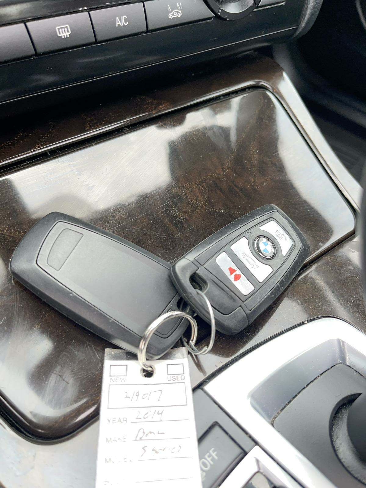 2014 BMW 5 Series 528i xDrive AWD