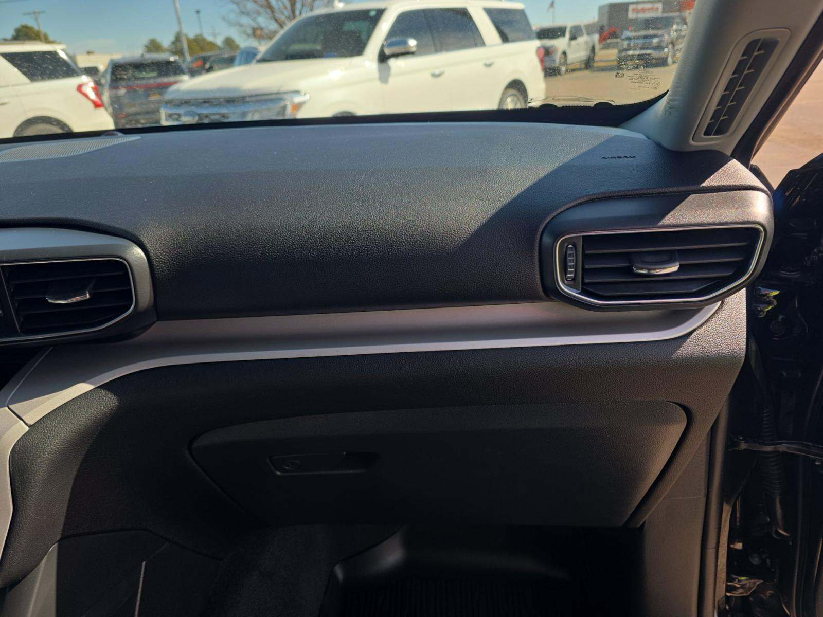 2023 Ford Explorer XLT AWD