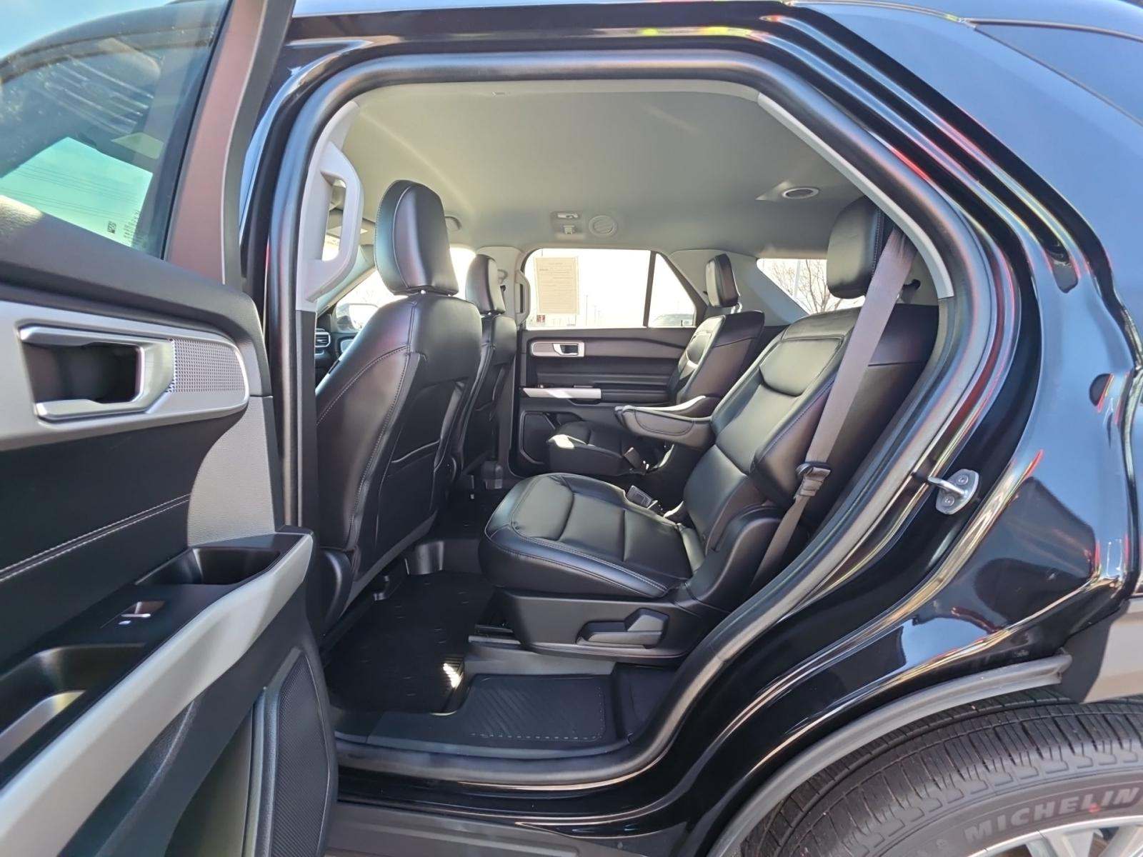 2023 Ford Explorer XLT AWD