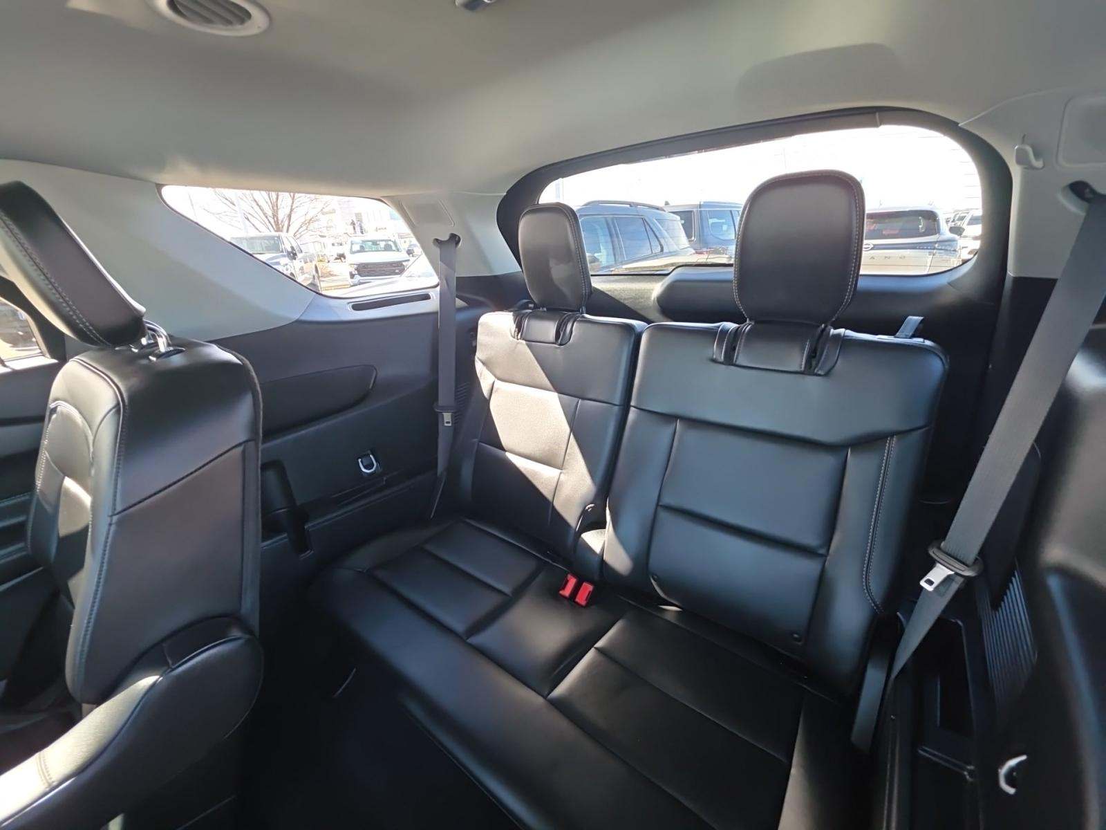 2023 Ford Explorer XLT AWD