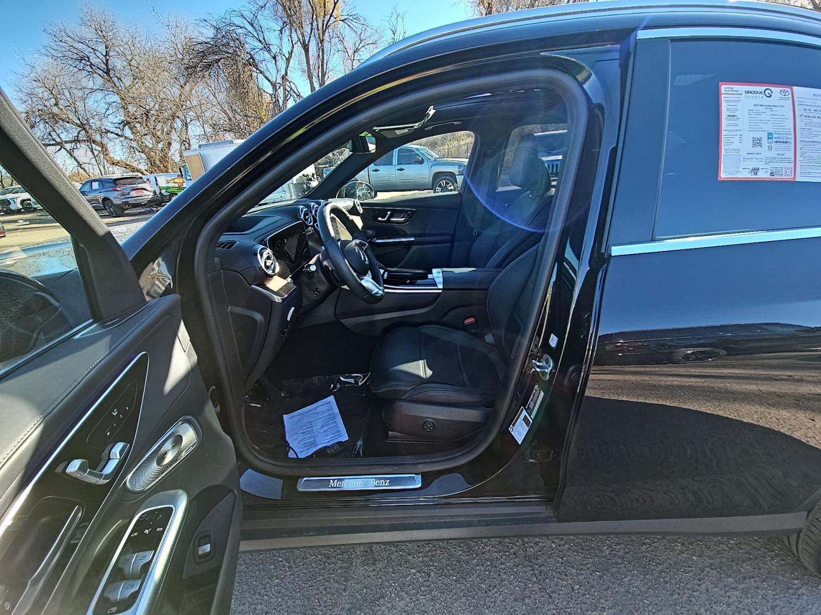 2023 Mercedes-Benz GLC GLC 300 AWD