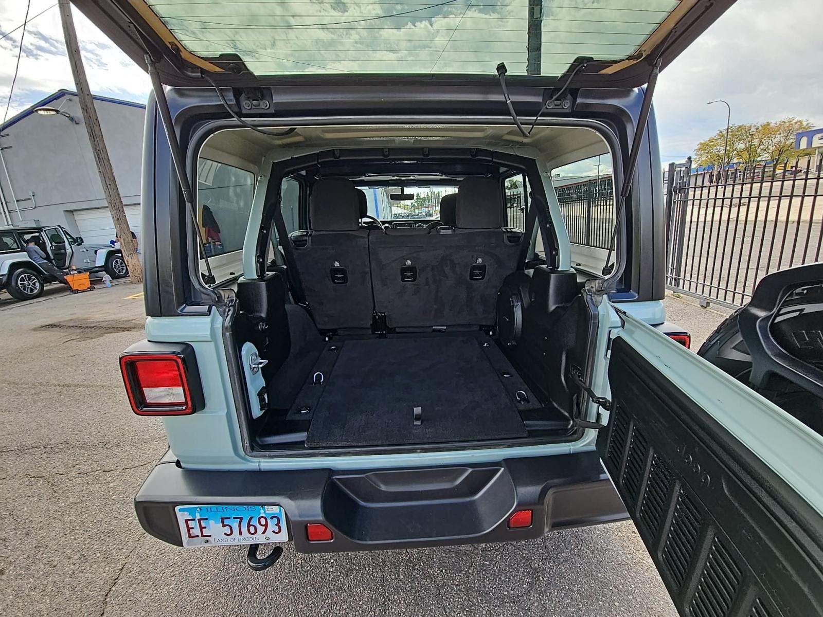 2023 Jeep Wrangler Sahara AWD