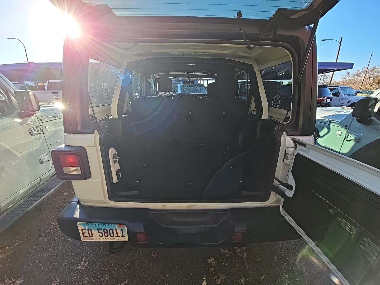 2023 Jeep Wrangler Sahara AWD