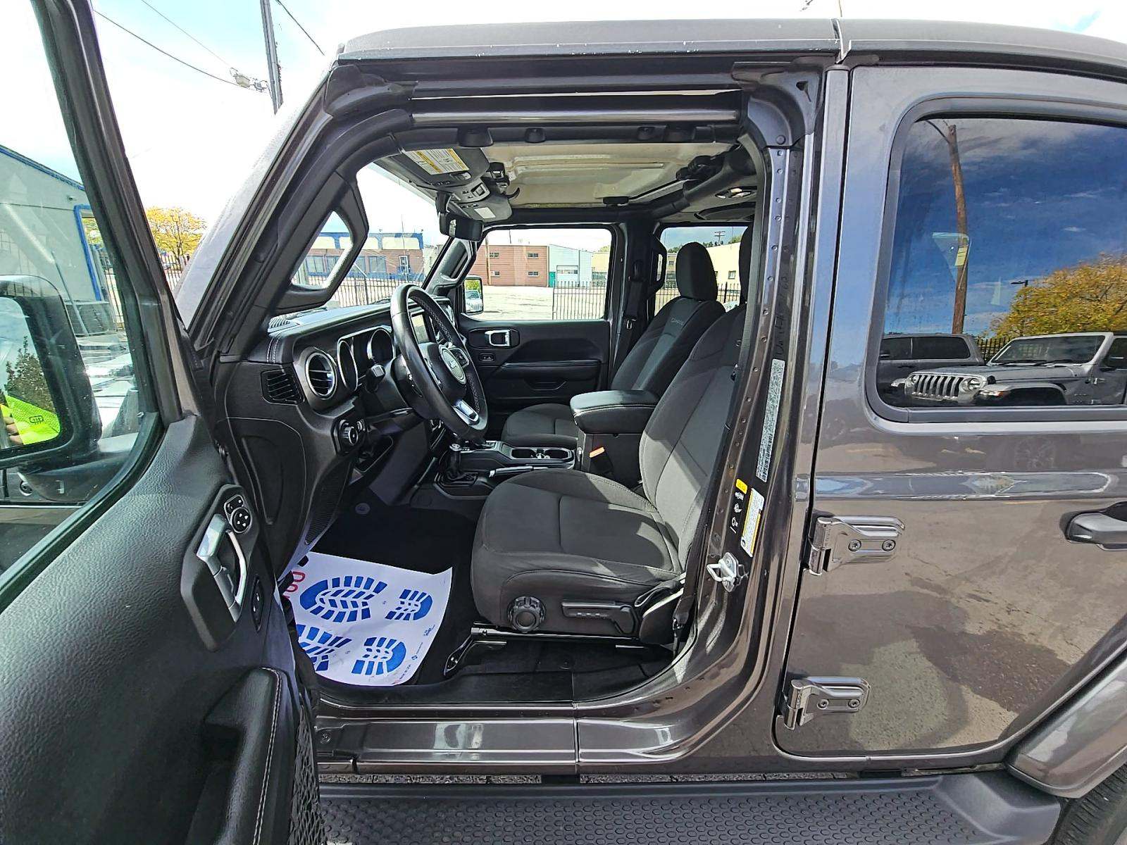 2023 Jeep Wrangler Sahara AWD