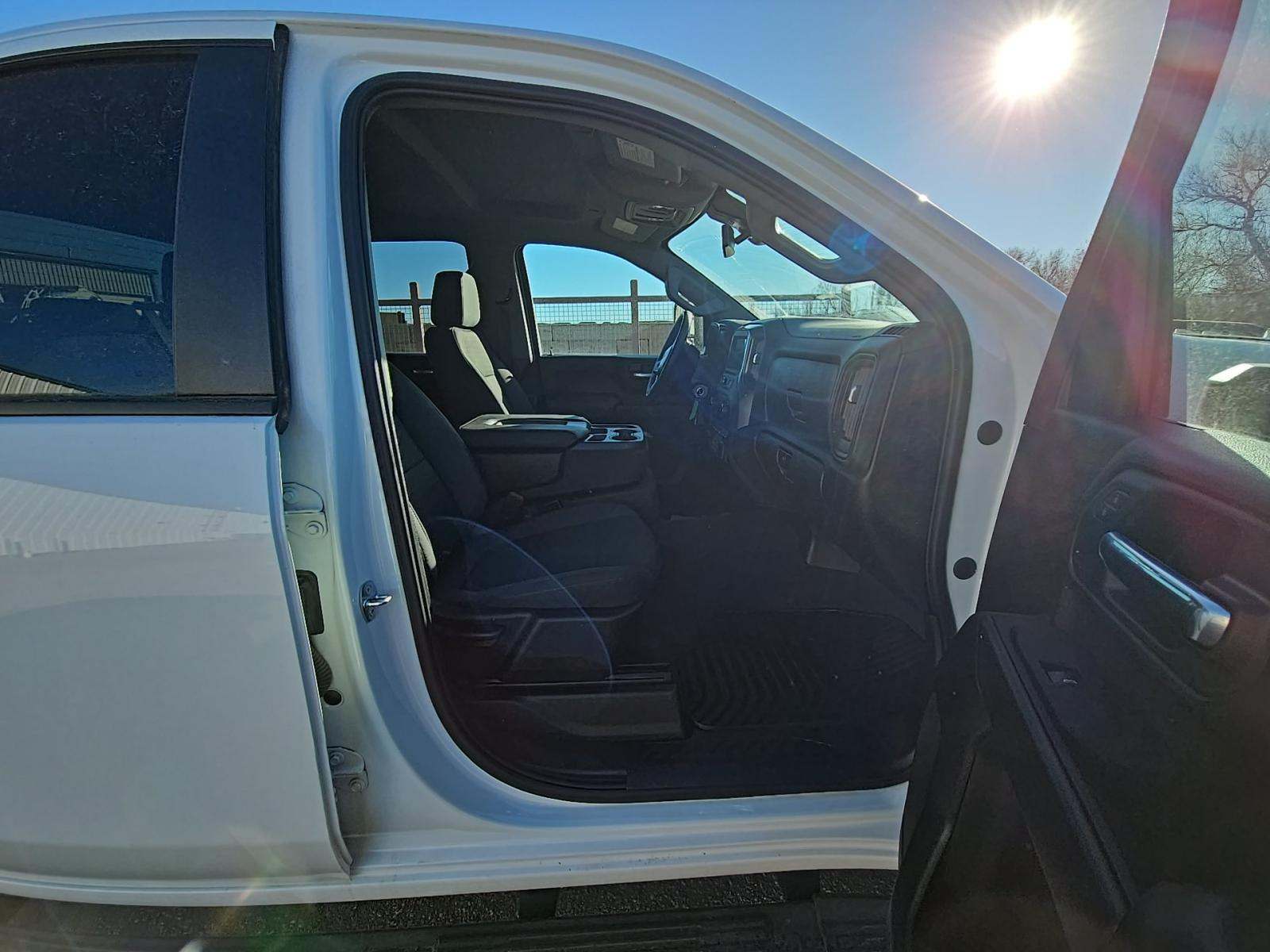 2022 Chevrolet Silverado 2500HD Custom AWD