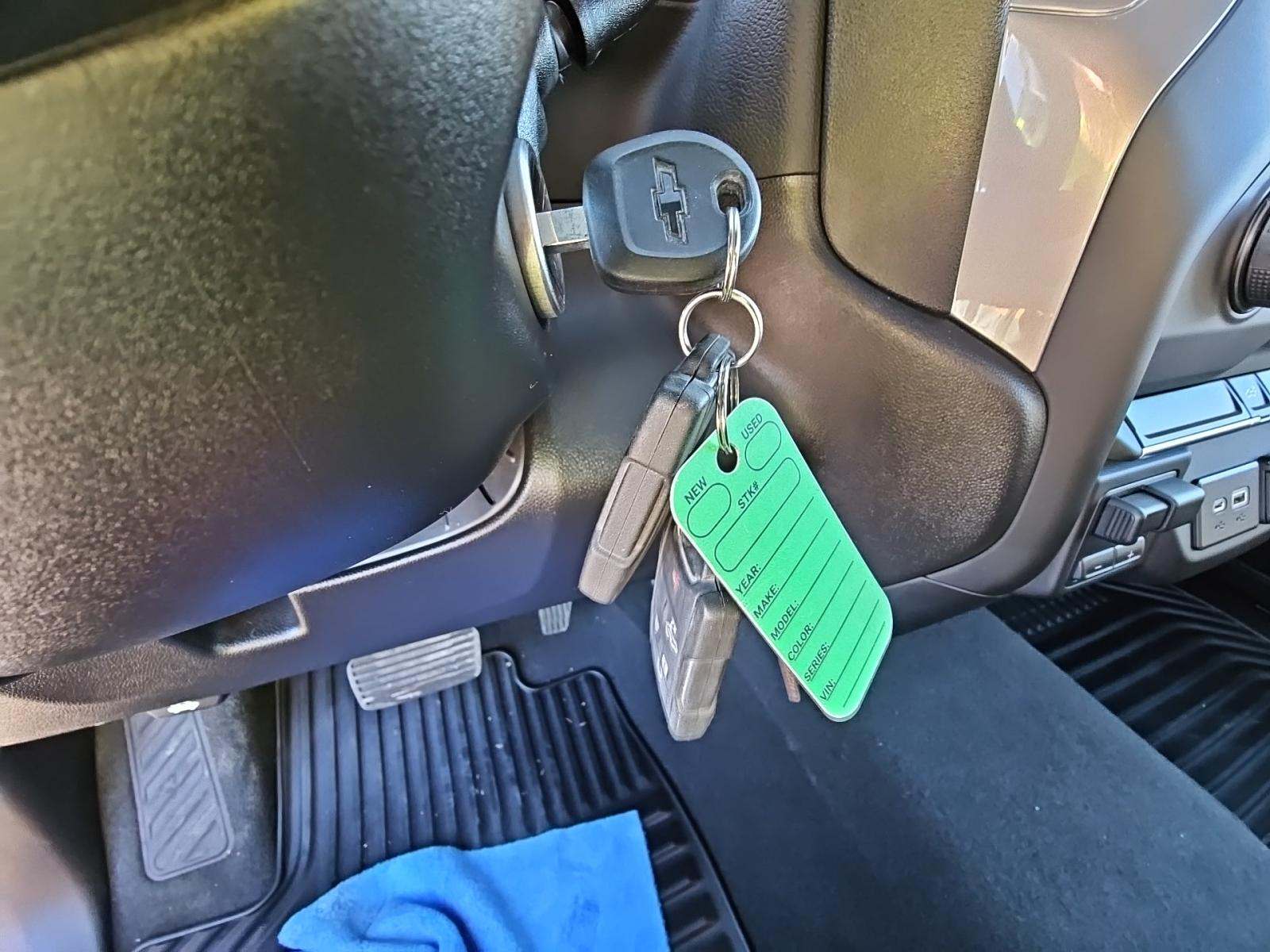 2022 Chevrolet Silverado 2500HD Custom AWD