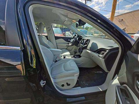 2022 Jeep Cherokee Latitude Lux AWD