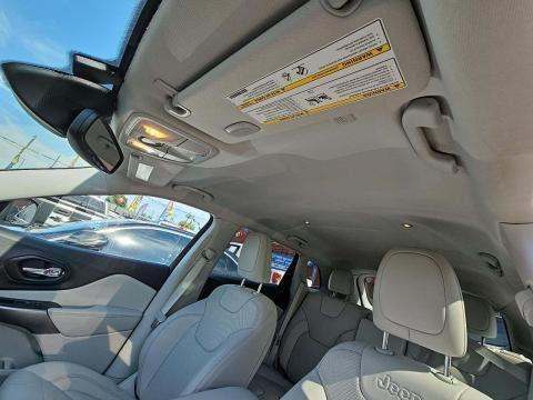 2022 Jeep Cherokee Latitude Lux AWD