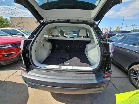 2022 Jeep Cherokee Latitude Lux AWD