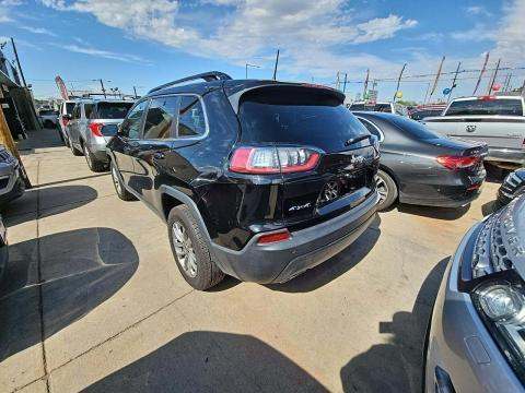 2022 Jeep Cherokee Latitude Lux AWD