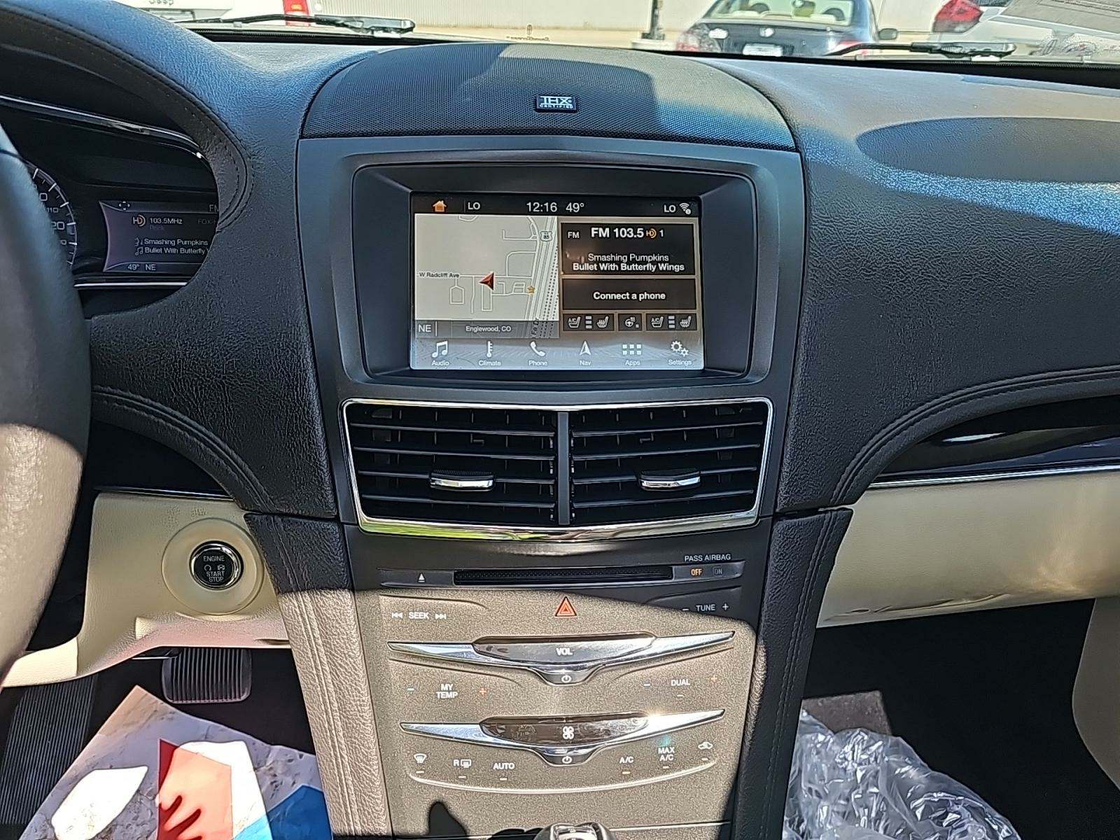 2019 Lincoln MKT Reserve AWD