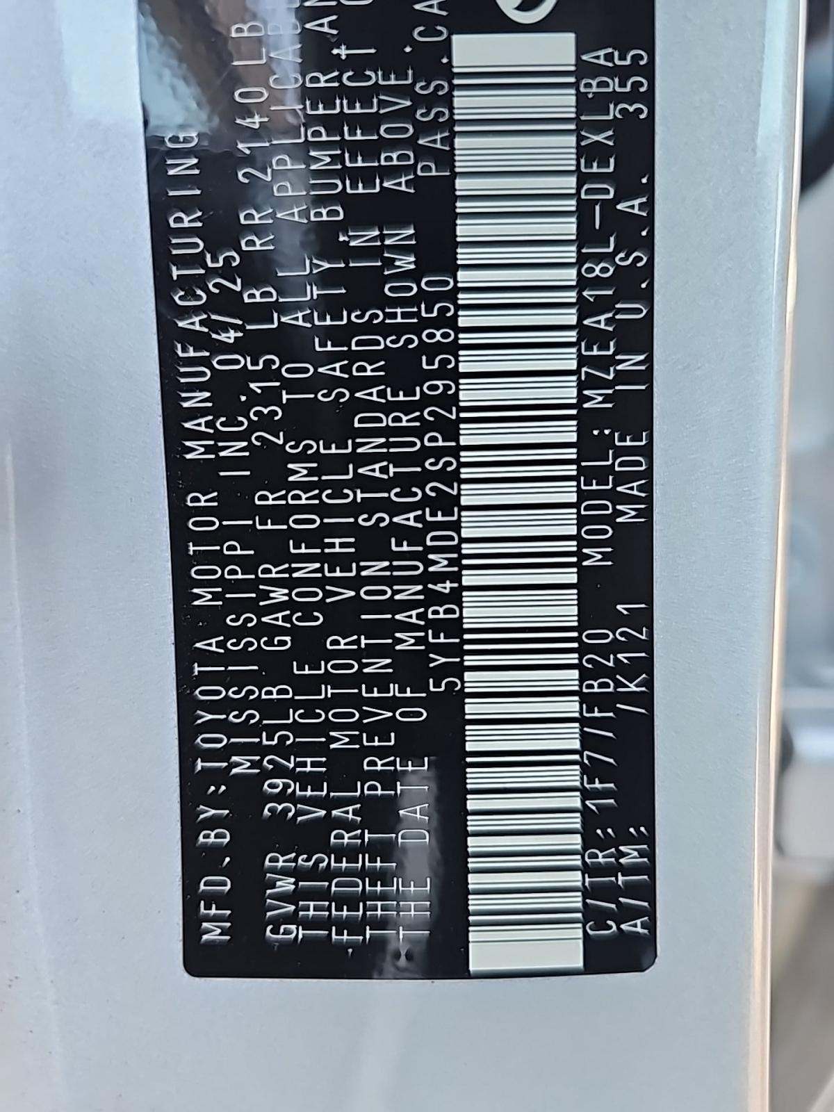 2025 Toyota Corolla LE FWD