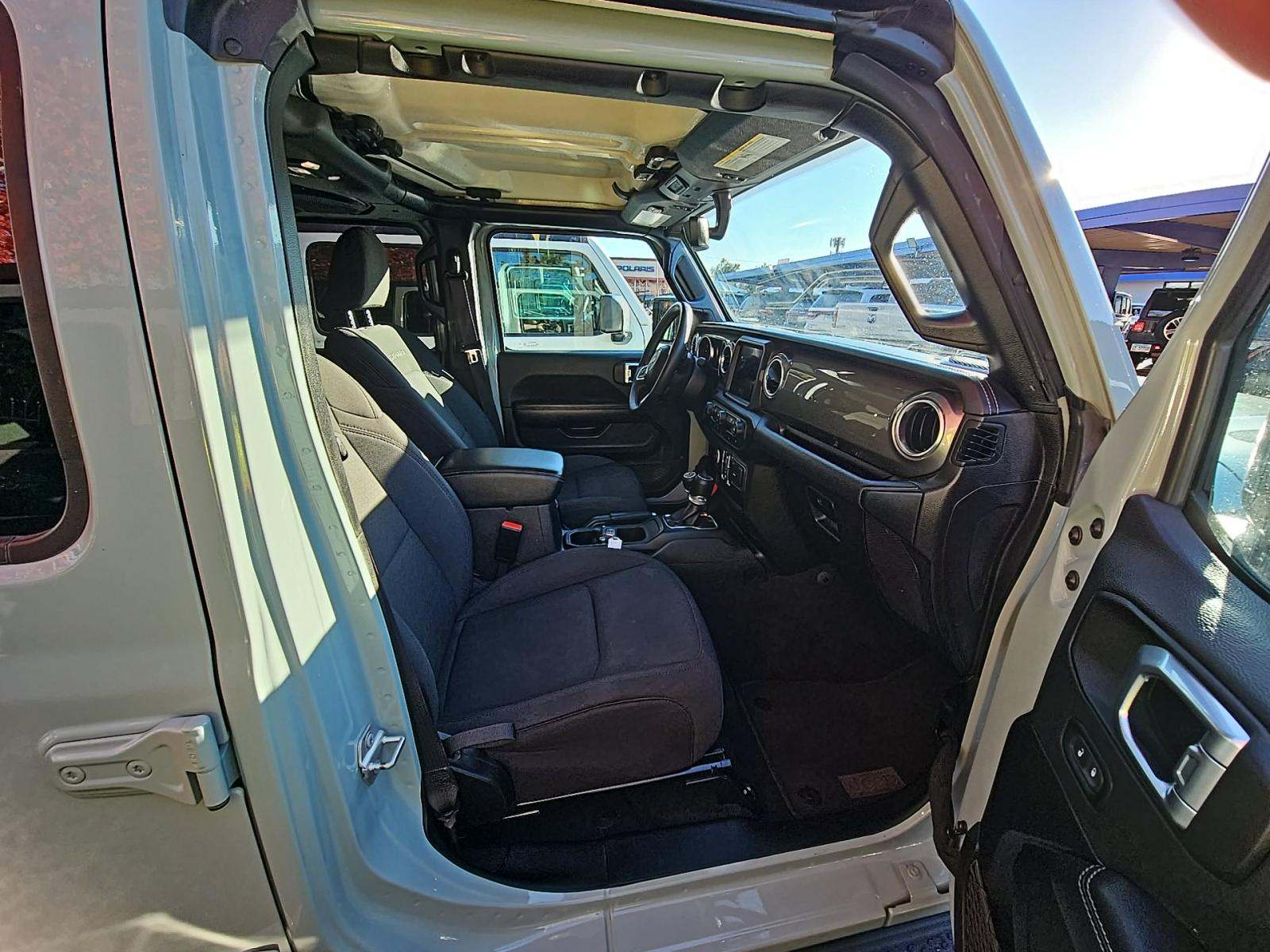 2023 Jeep Wrangler Sahara AWD